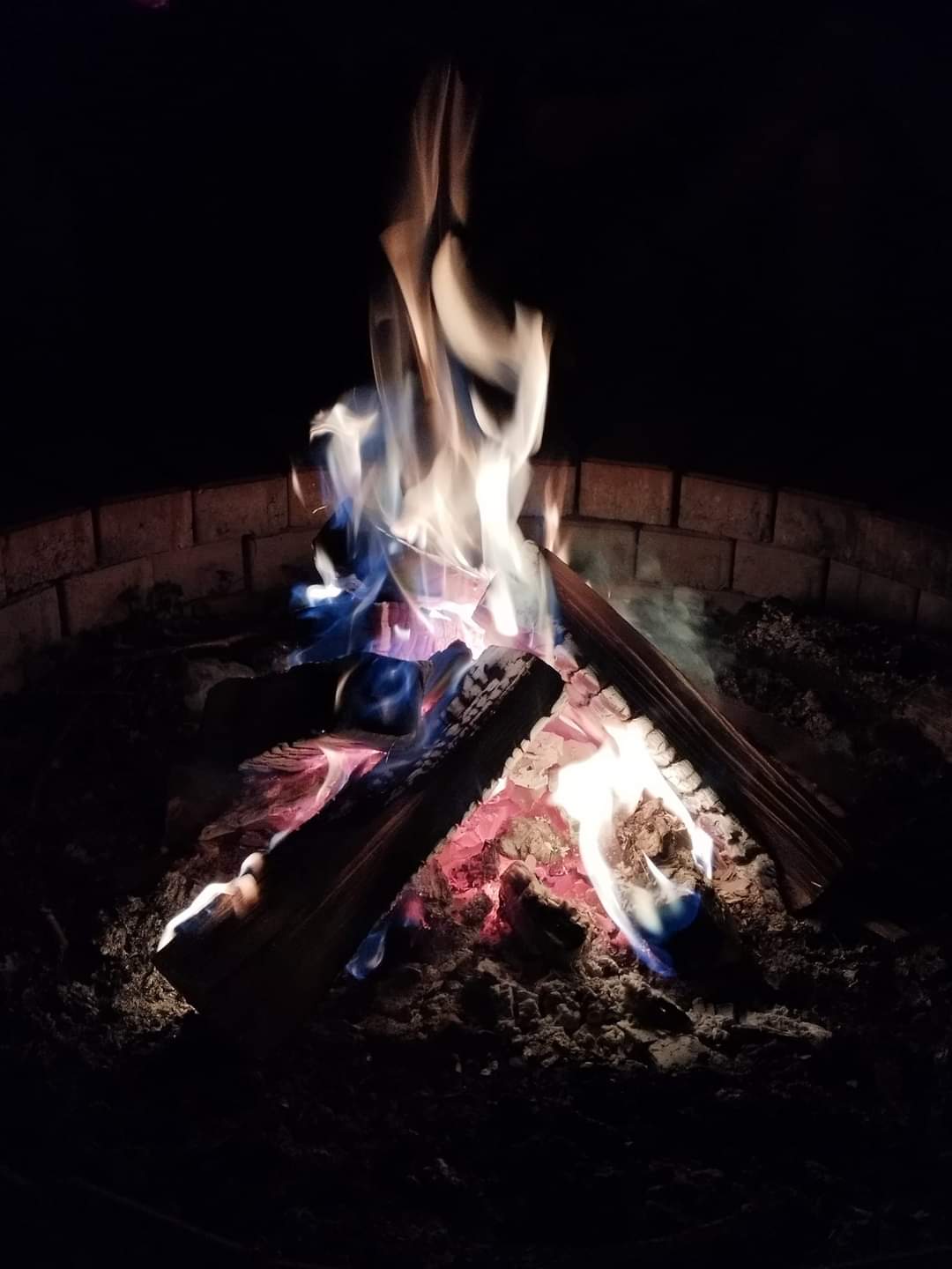 Das Ziel ist die Schwingungserhöhung zum höchsten Wohle aller Anwesenden und Allem was ist!